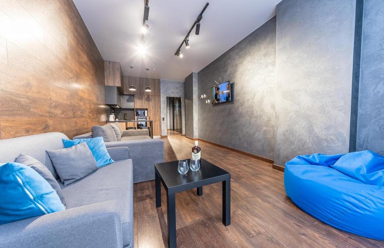 Luxury Apartments Smartplaza Obolon Metro Minskai Kyiv Exterior photo