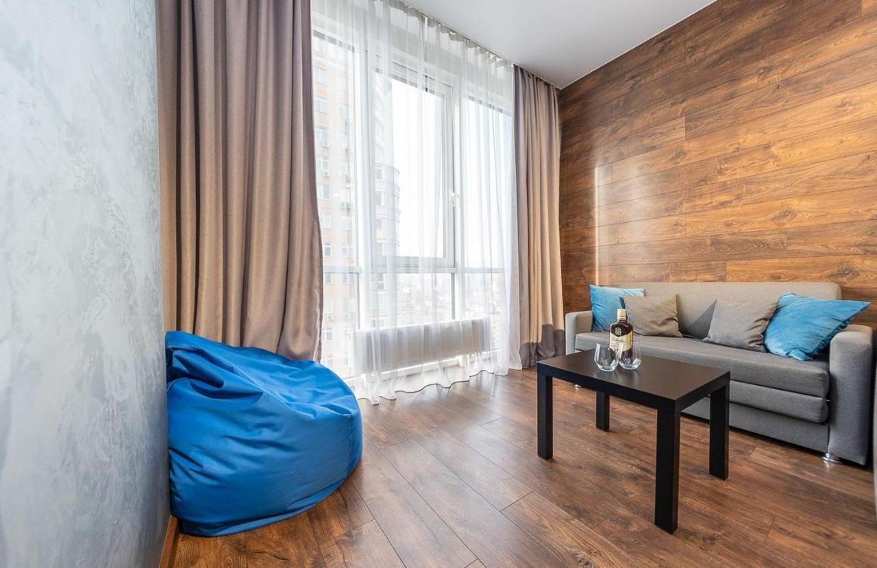Luxury Apartments Smartplaza Obolon Metro Minskai Kyiv Exterior photo