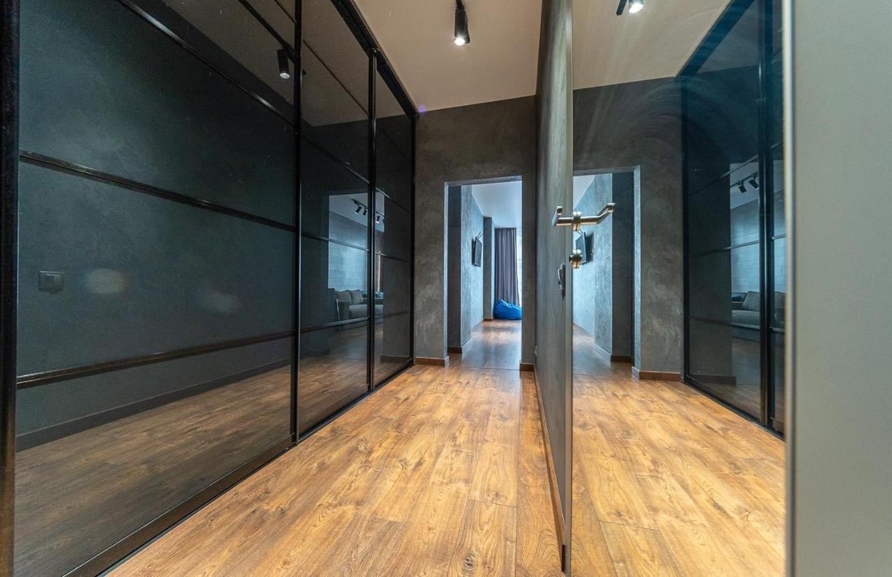 Luxury Apartments Smartplaza Obolon Metro Minskai Kyiv Exterior photo